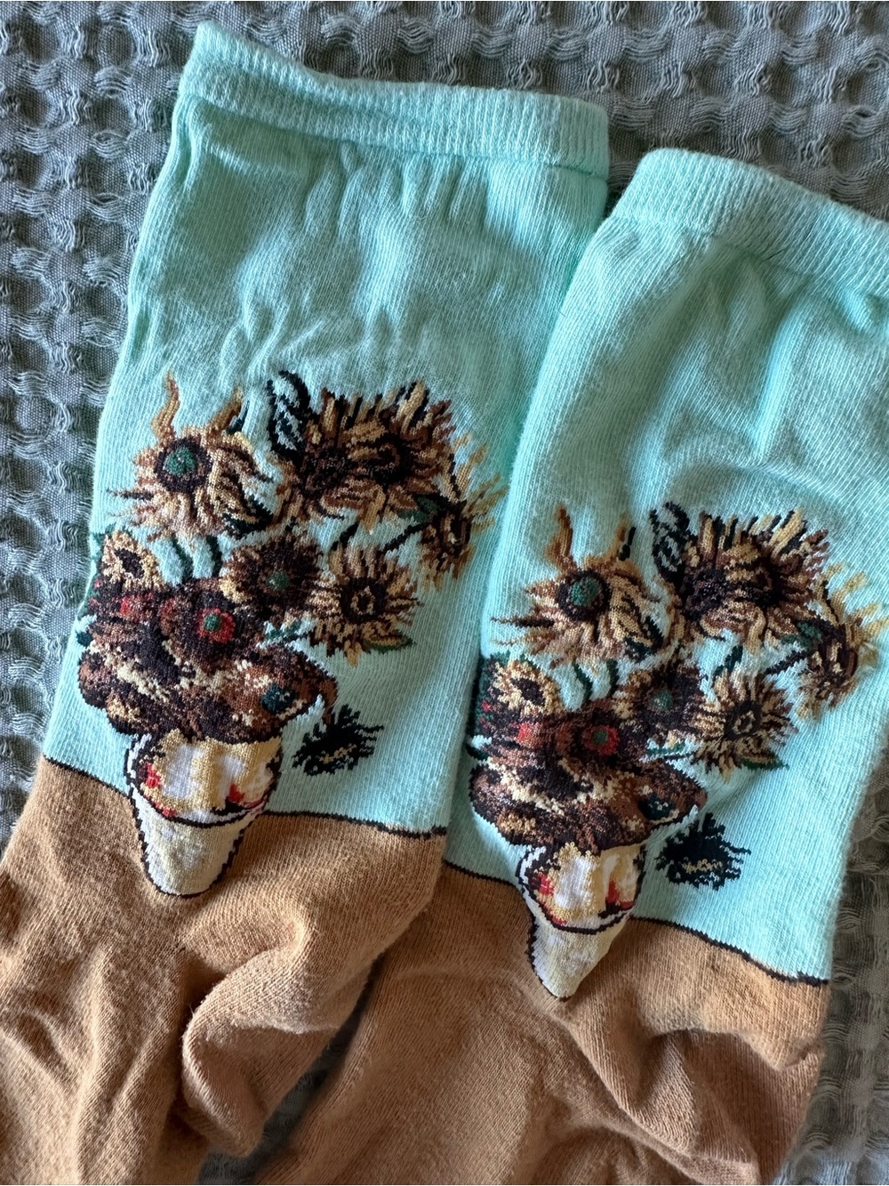 Van Gogh’s “Sunflowers” Crew Socks 🌻